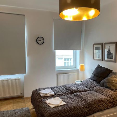 Charmante Altbauapartments Apostelgasse ウィーン エクステリア 写真