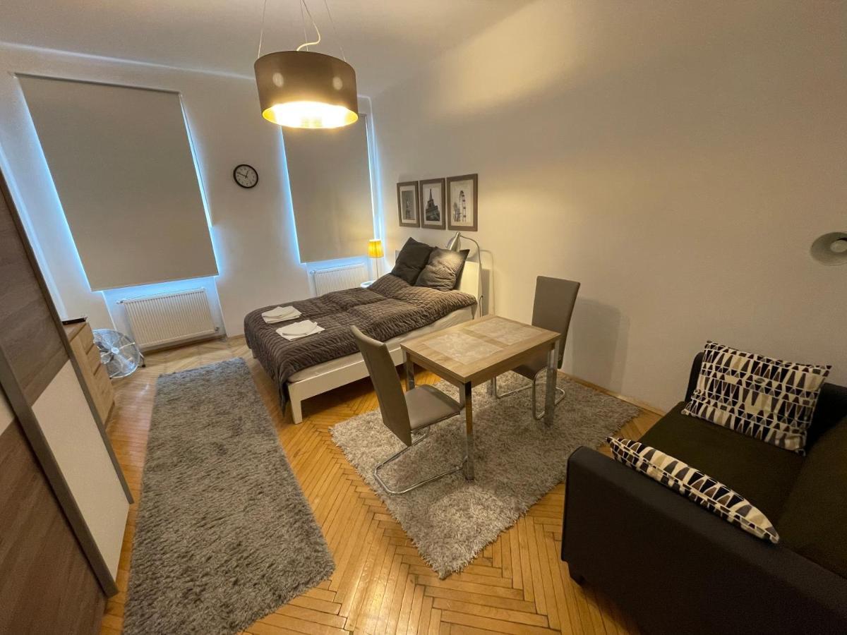 Charmante Altbauapartments Apostelgasse ウィーン エクステリア 写真