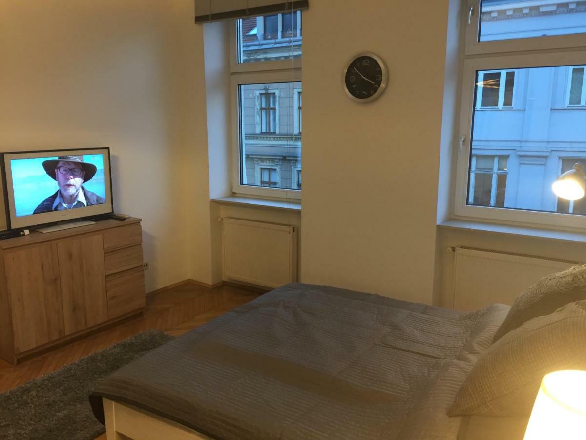 Charmante Altbauapartments Apostelgasse ウィーン エクステリア 写真