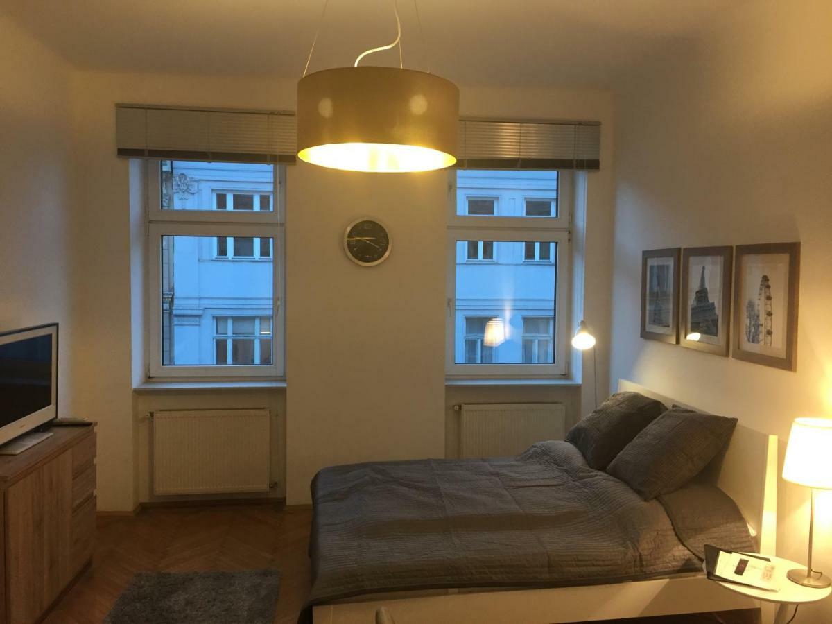 Charmante Altbauapartments Apostelgasse ウィーン エクステリア 写真