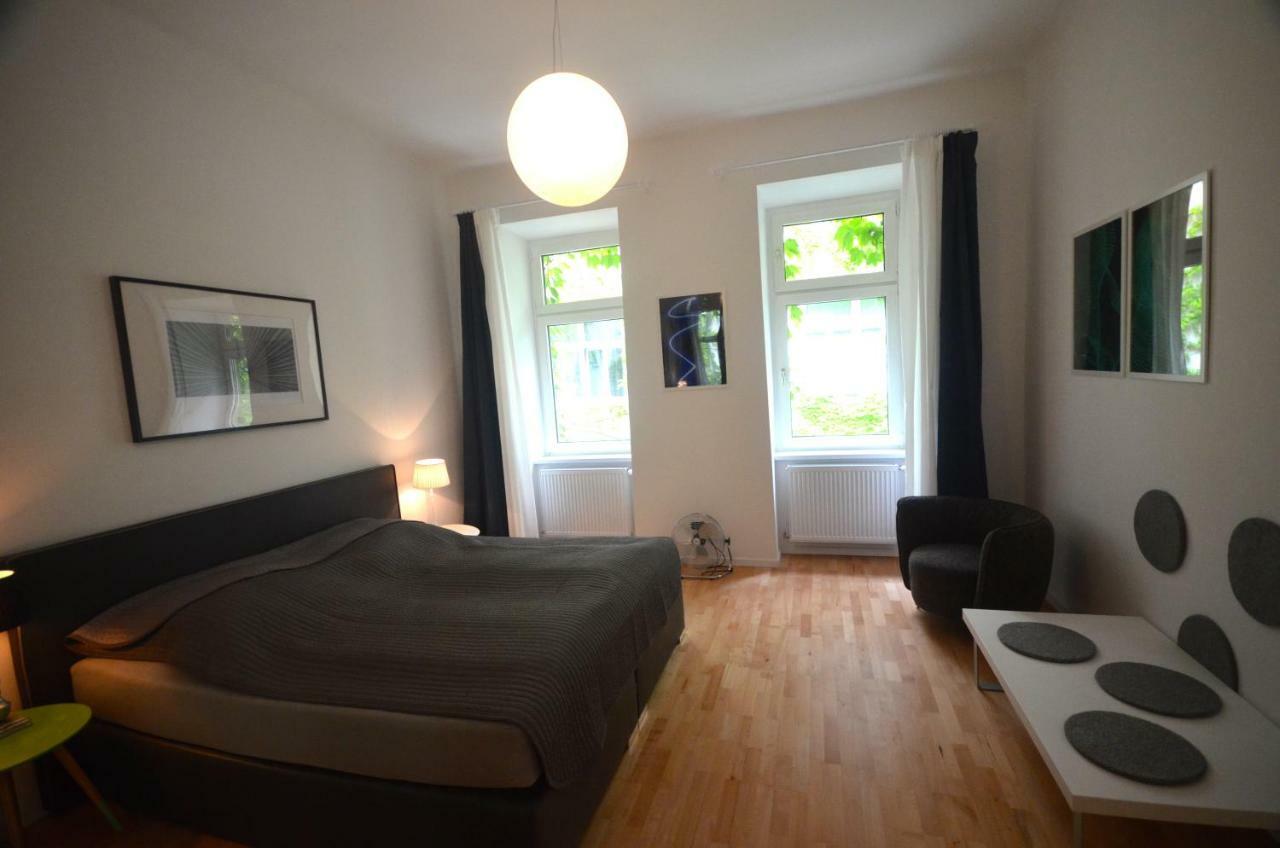 Charmante Altbauapartments Apostelgasse ウィーン エクステリア 写真